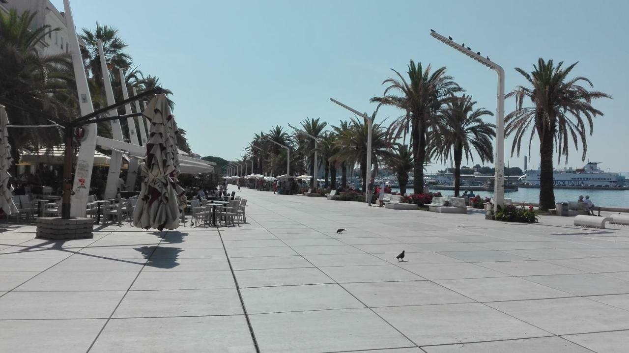 Split Studio Irisha Exterior photo